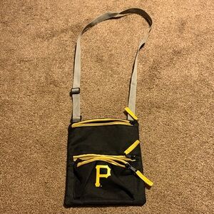 MLB Pirates Crossbody Bag